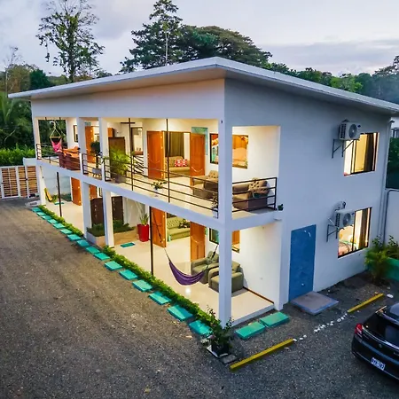Villas Mapache Del Caribe Puerto Viejo de Talamanca Exterior photo
