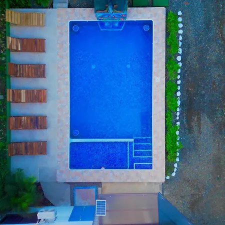 Villas Mapache Del Caribe Puerto Viejo de Talamanca Exterior photo