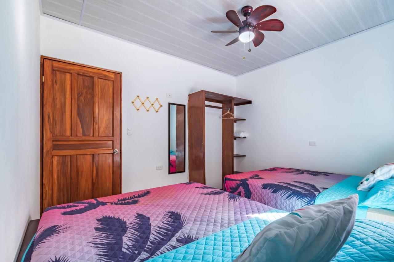 Mapache Del Caribe Ferienhaus *